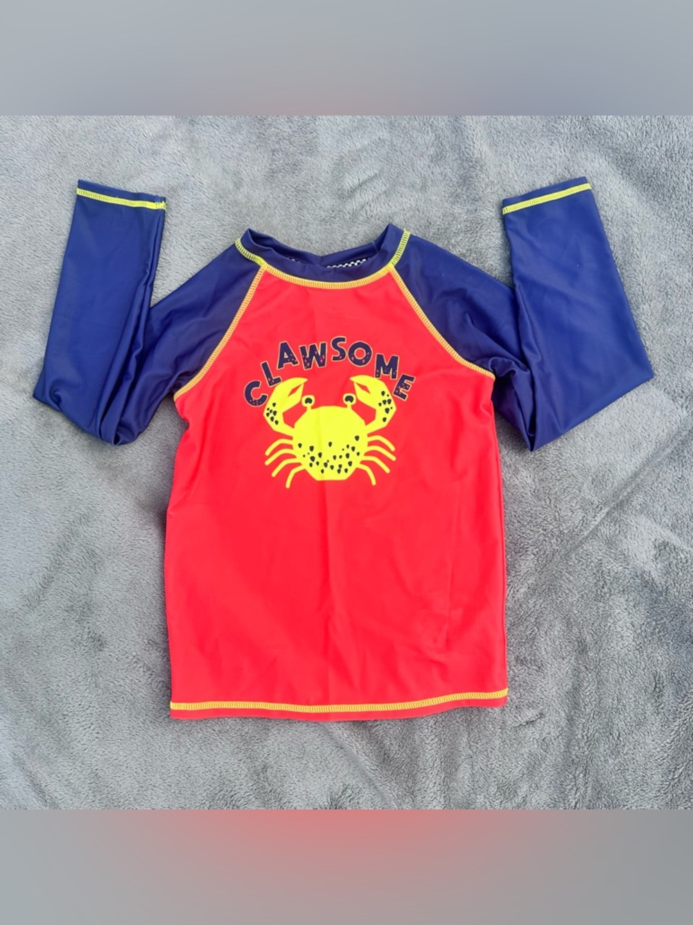 NWOT! Sovereign Code Boys Long Sleeve “Clawsome” Rash Guard - Boys Size 5